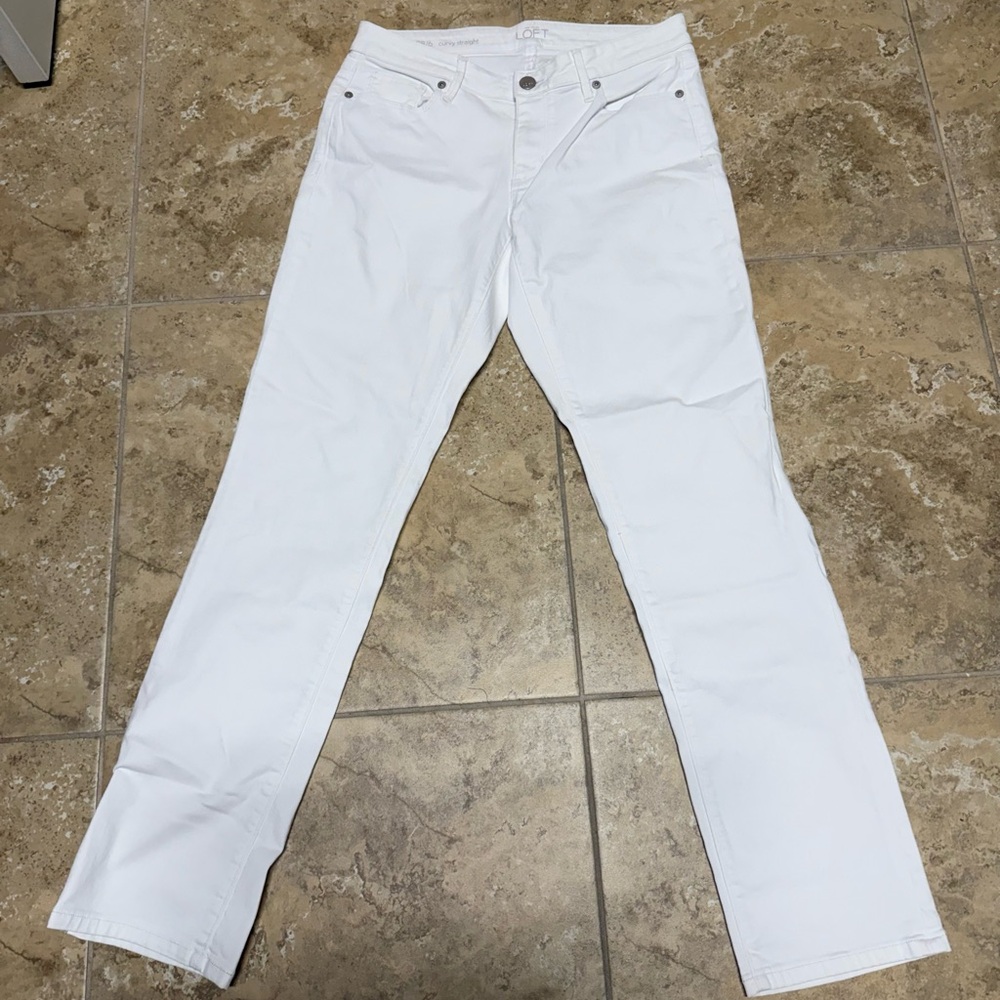 Loft Curvy Straight White Jeans 28/6